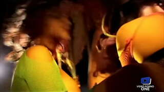 ���្ញុំស្រឡាញ់នៅពេលដែលបុរសម្នាក់ដែលខ្ញុំសូមគឺភ្ជាប់